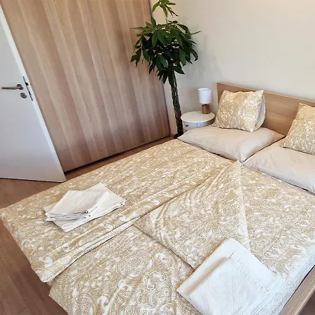 Two Check In -a Apartmán *